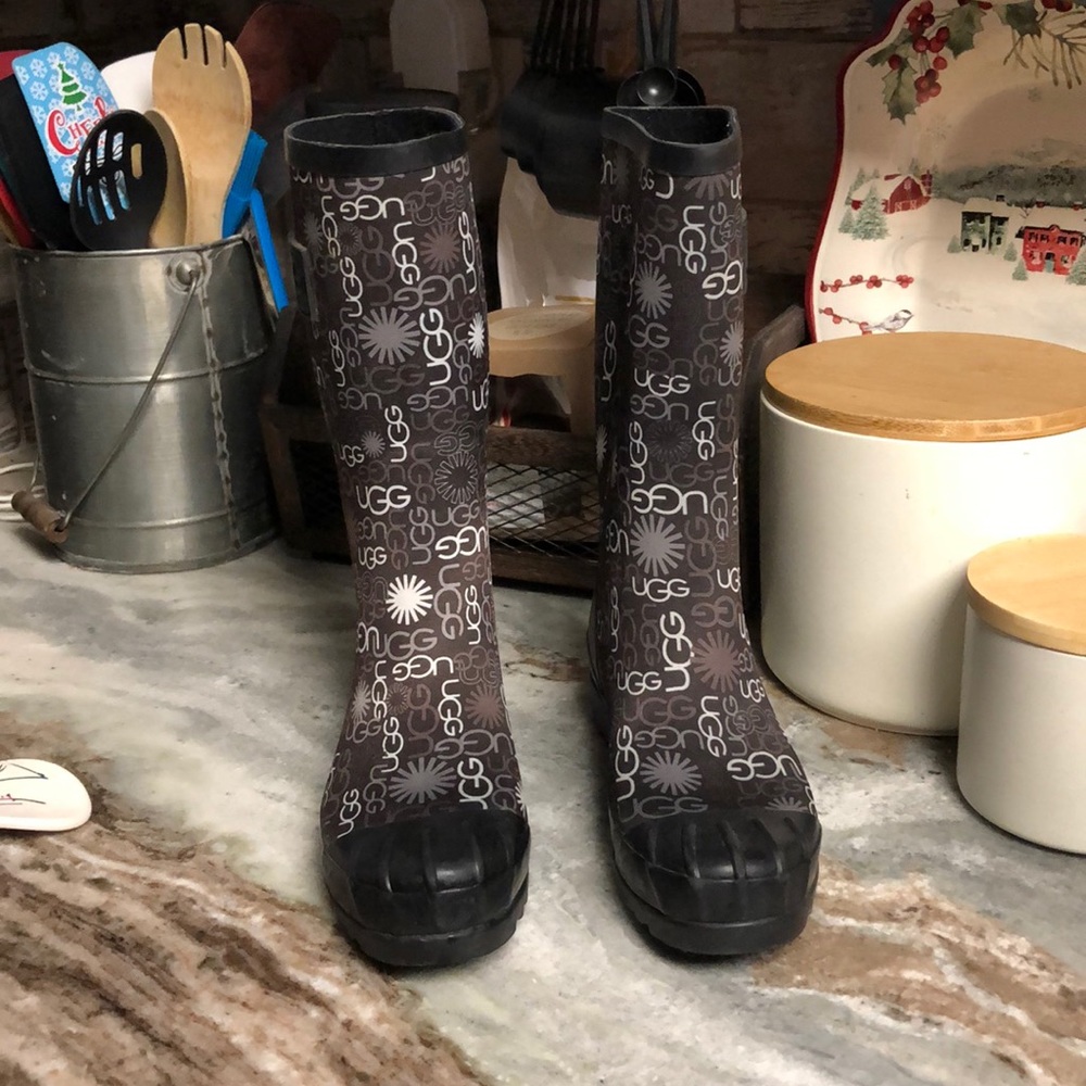 UGG rain boots